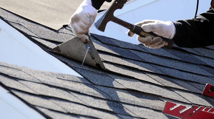 Professional gutter cleaning in Forest Park, GA
